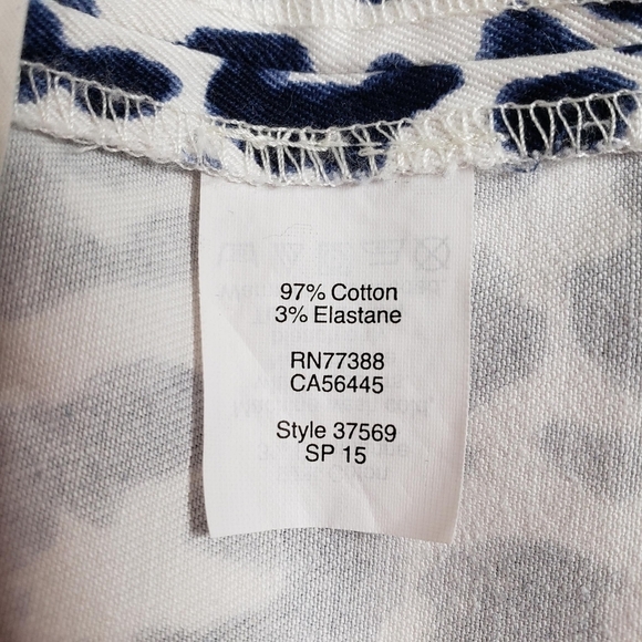 J. Crew | White Blue Leopard Print Cotten Stretch Chino Shorts Women's 2 - Picture 6 of 6